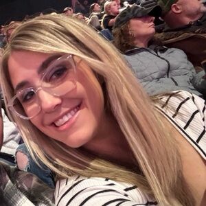 Meet your Posher, Ciana